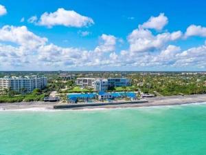 MLS #RX-11003356 image #0