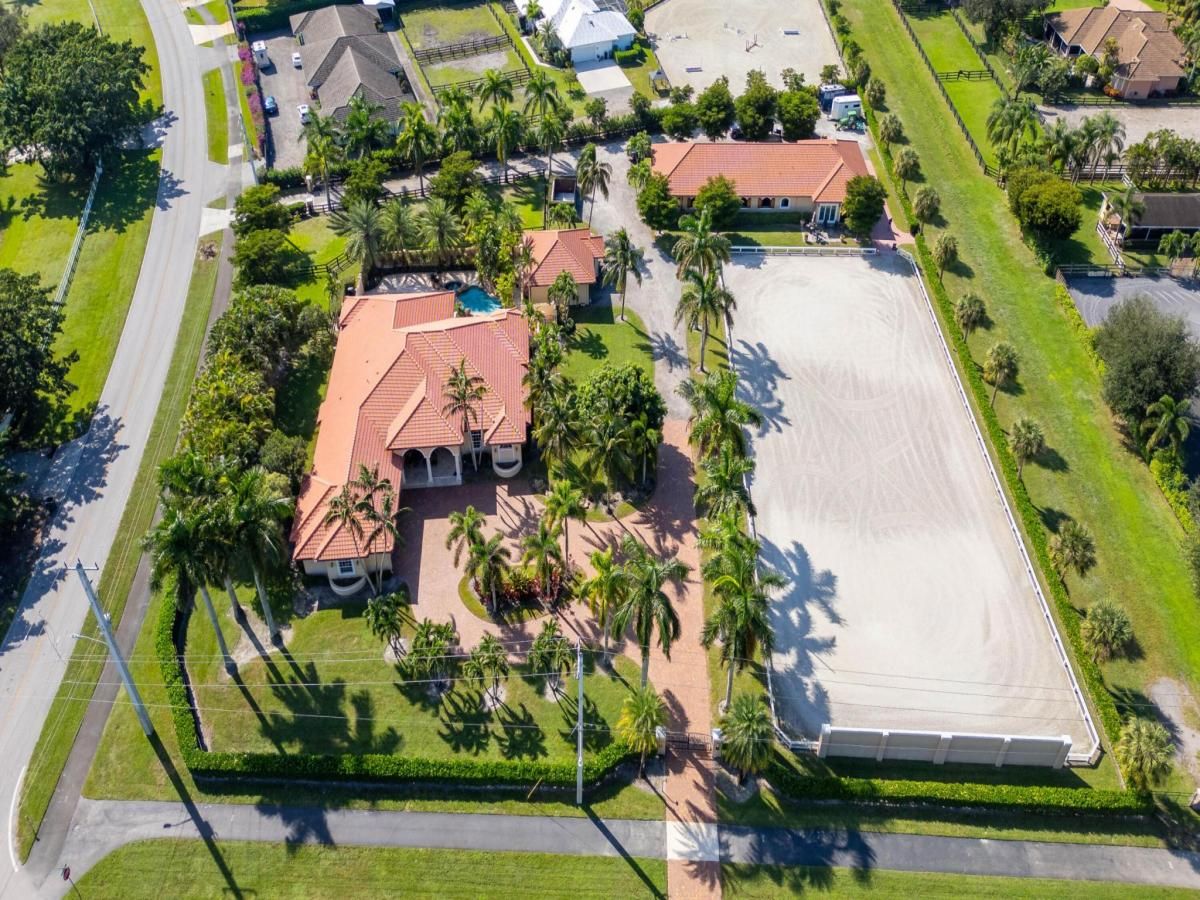 MLS #RX-11041339 image #0