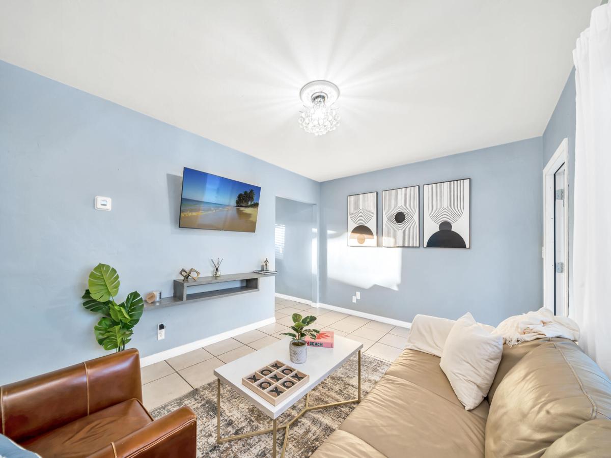 MLS #RX-11053466 image #0