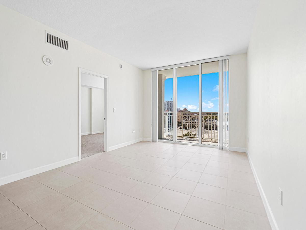 MLS #RX-11054644 image #0