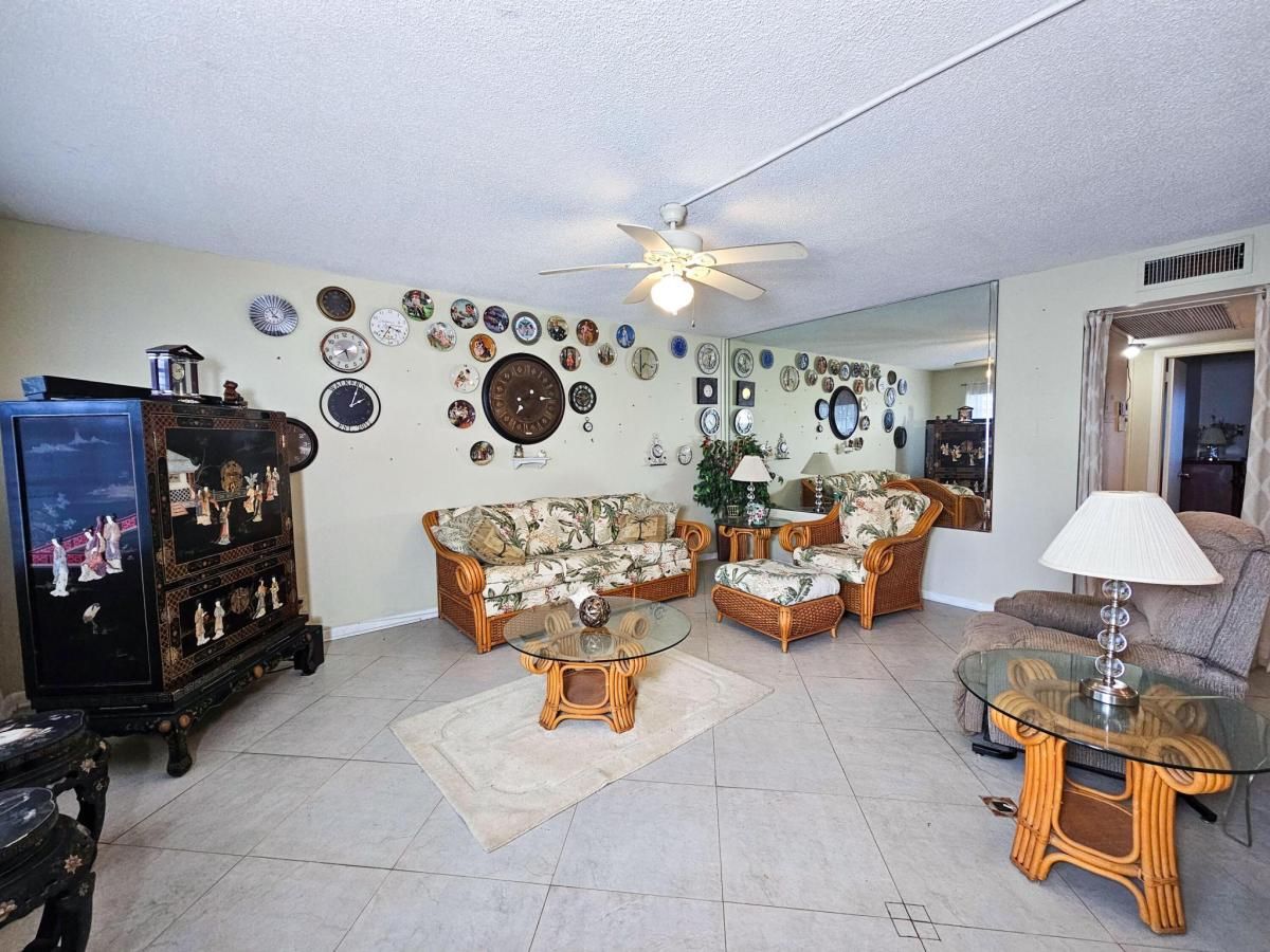 MLS #RX-11056269 image #0