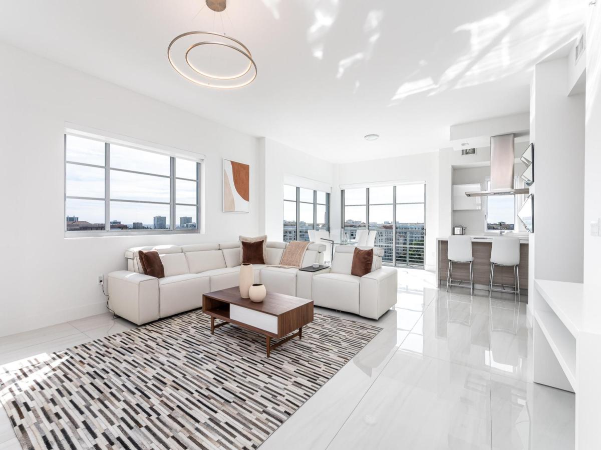 MLS #RX-11059174 image #0