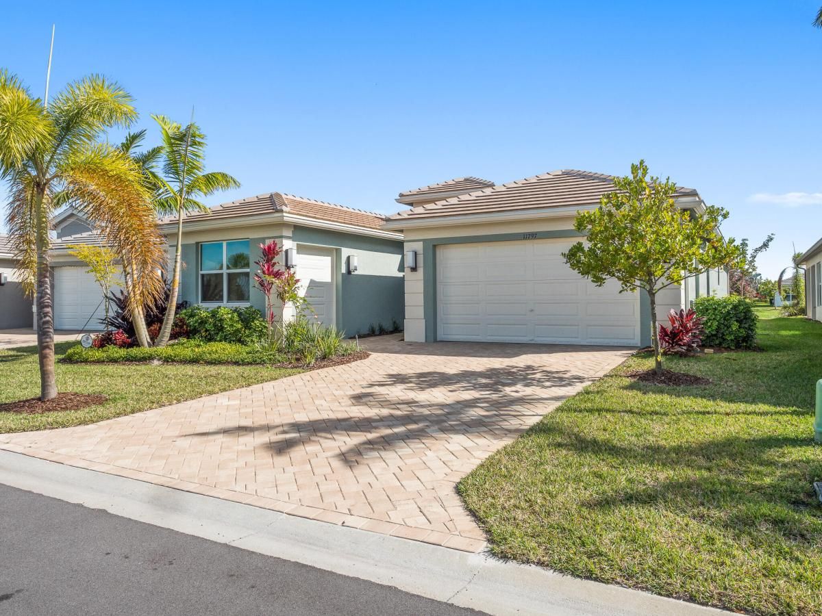 MLS #RX-11059463 image #0