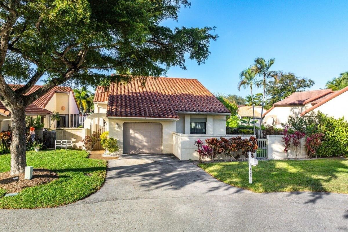 MLS #RX-11062718 image #0