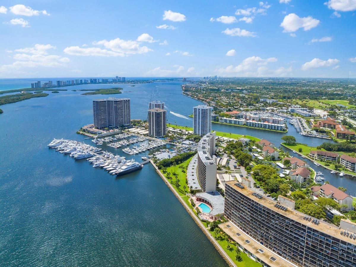 MLS #RX-11062943 image #0