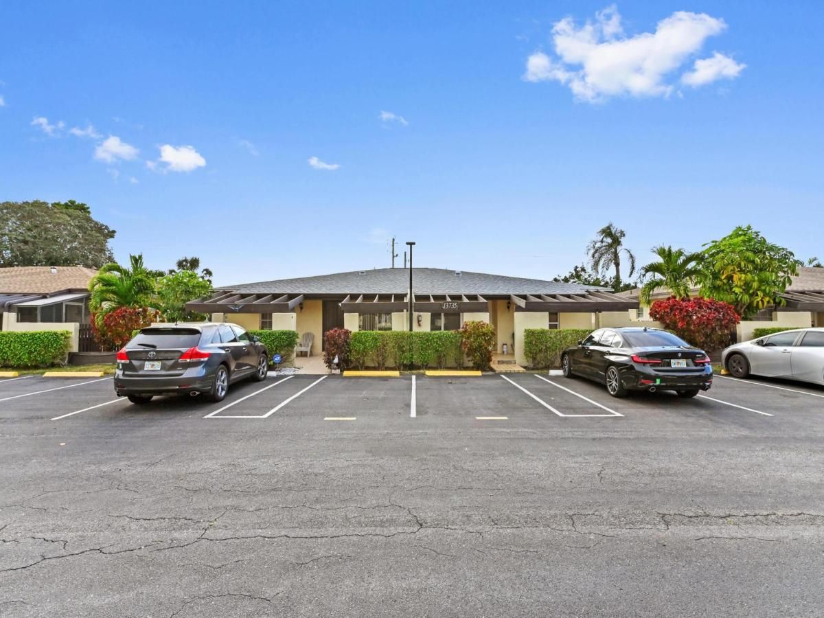 MLS #RX-11063776 image #0