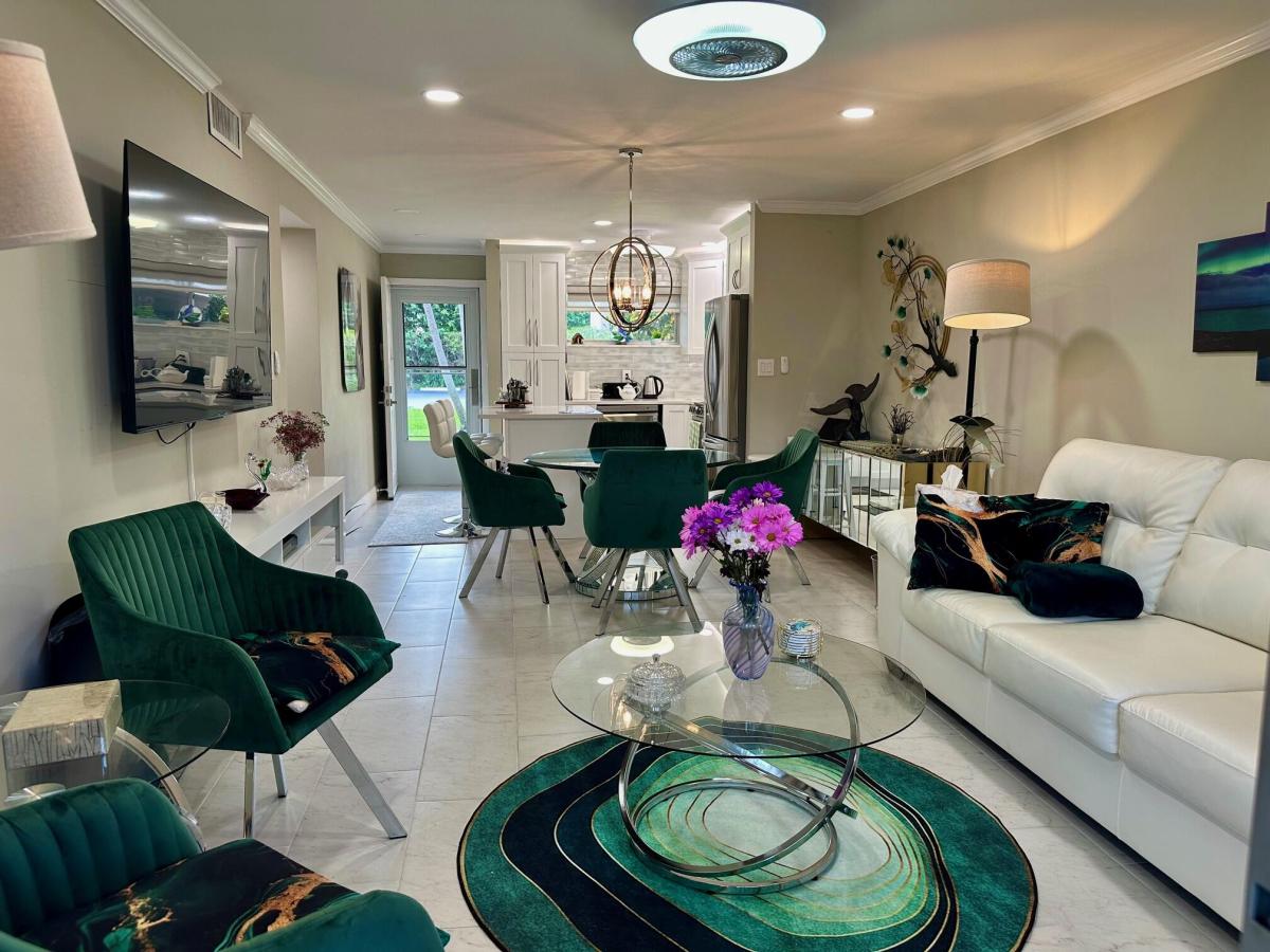 MLS #RX-11067226 image #0