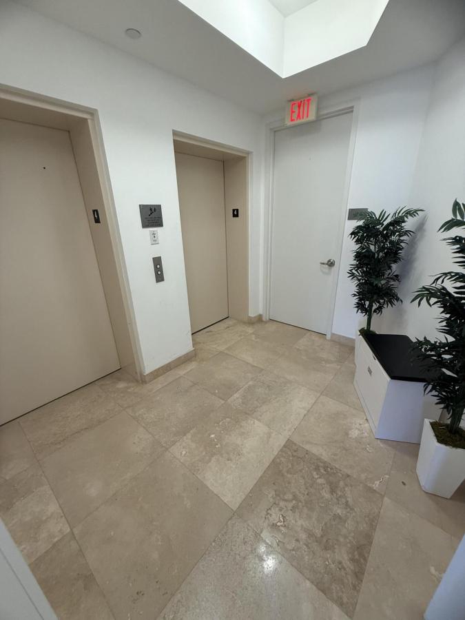 MLS #RX-11067915 image #0