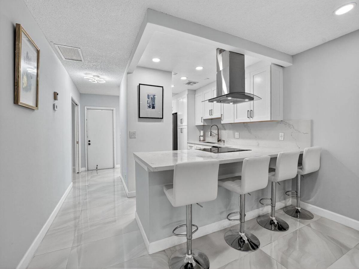 MLS #RX-11068502 image #0