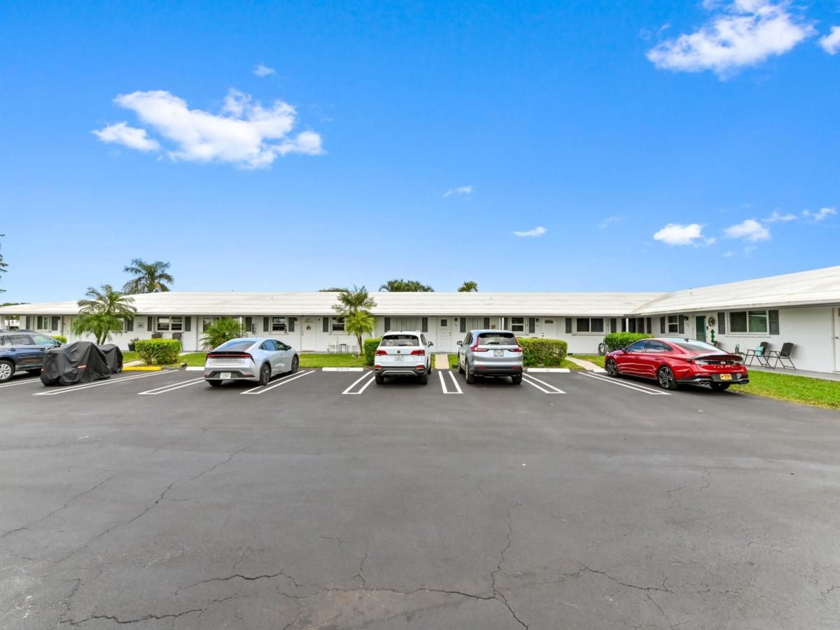 MLS #RX-11068765 image #0