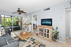 MLS #RX-11070098 image #0