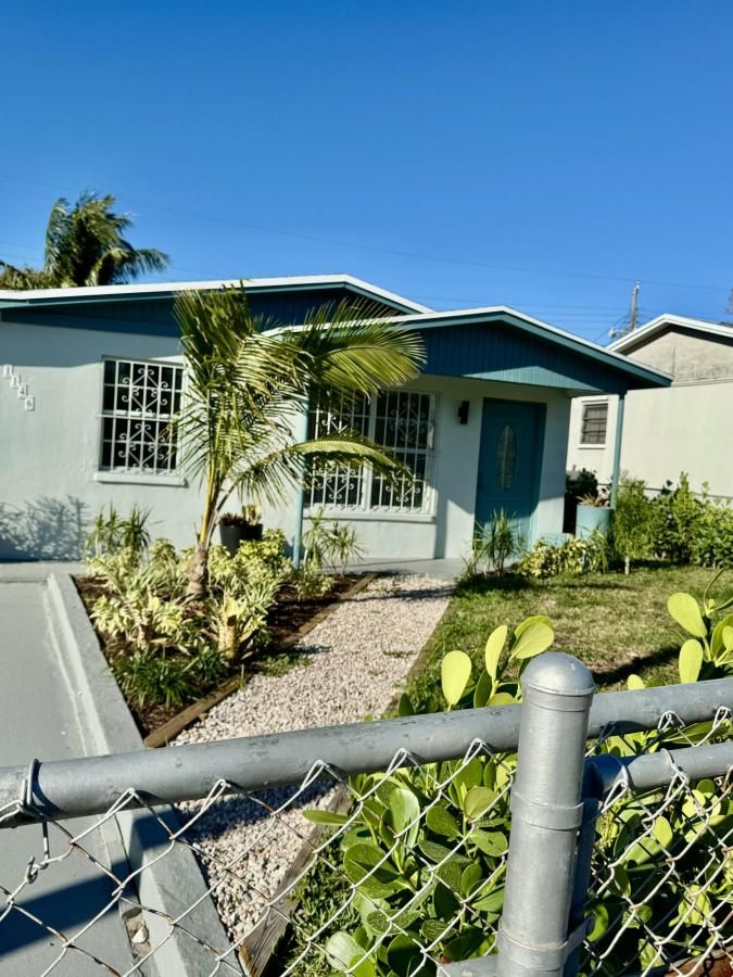 MLS #RX-11070121 image #0