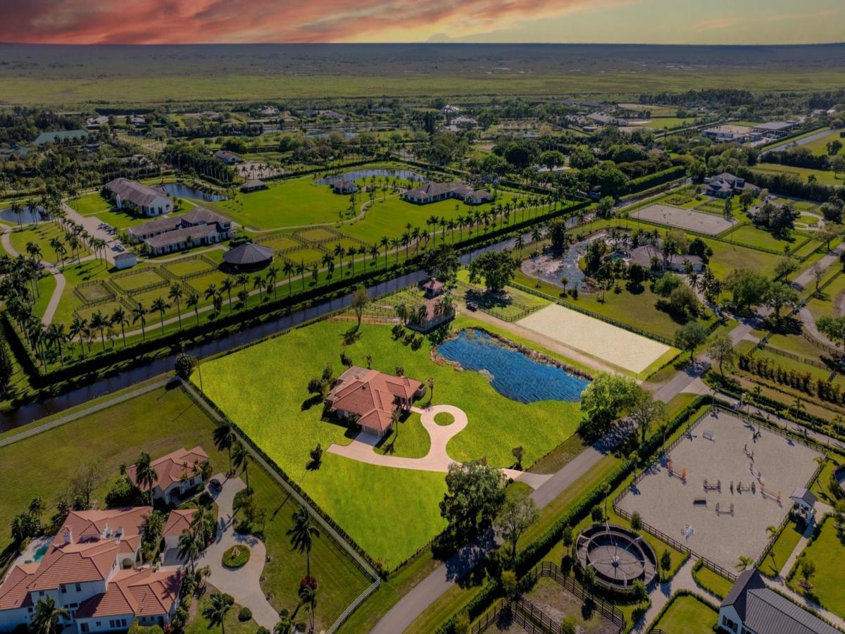 MLS #RX-11070524 image #0