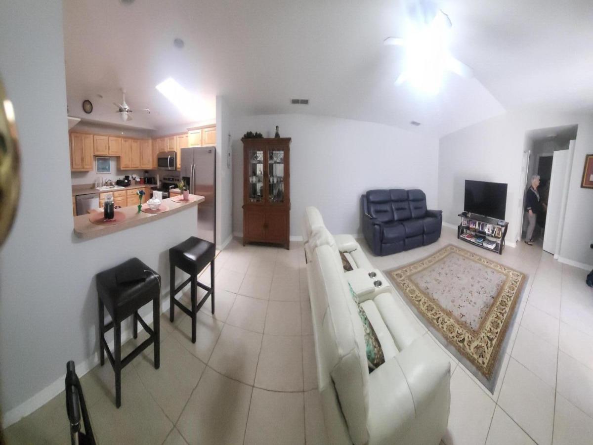 MLS #RX-11070665 image #0