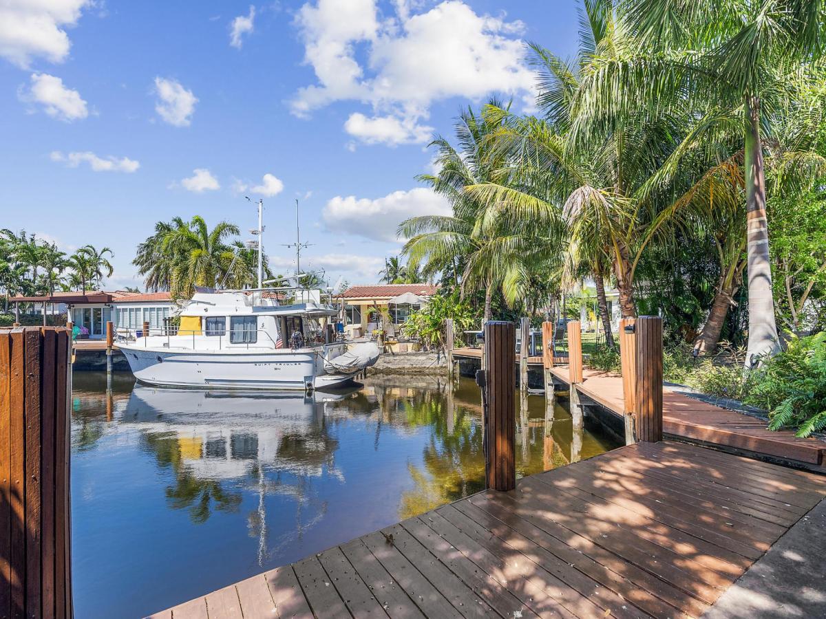 MLS #RX-11072891 image #0