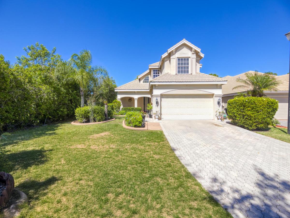 MLS #RX-11073869 image #0