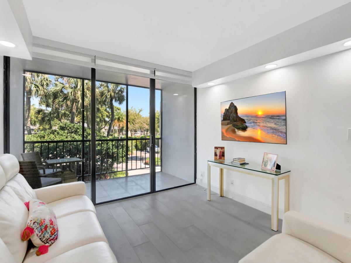 MLS #RX-11074694 image #0