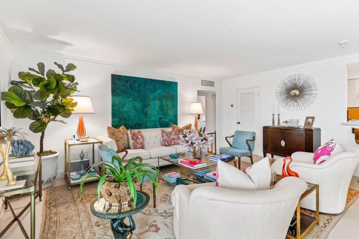 MLS #RX-11075335 image #0