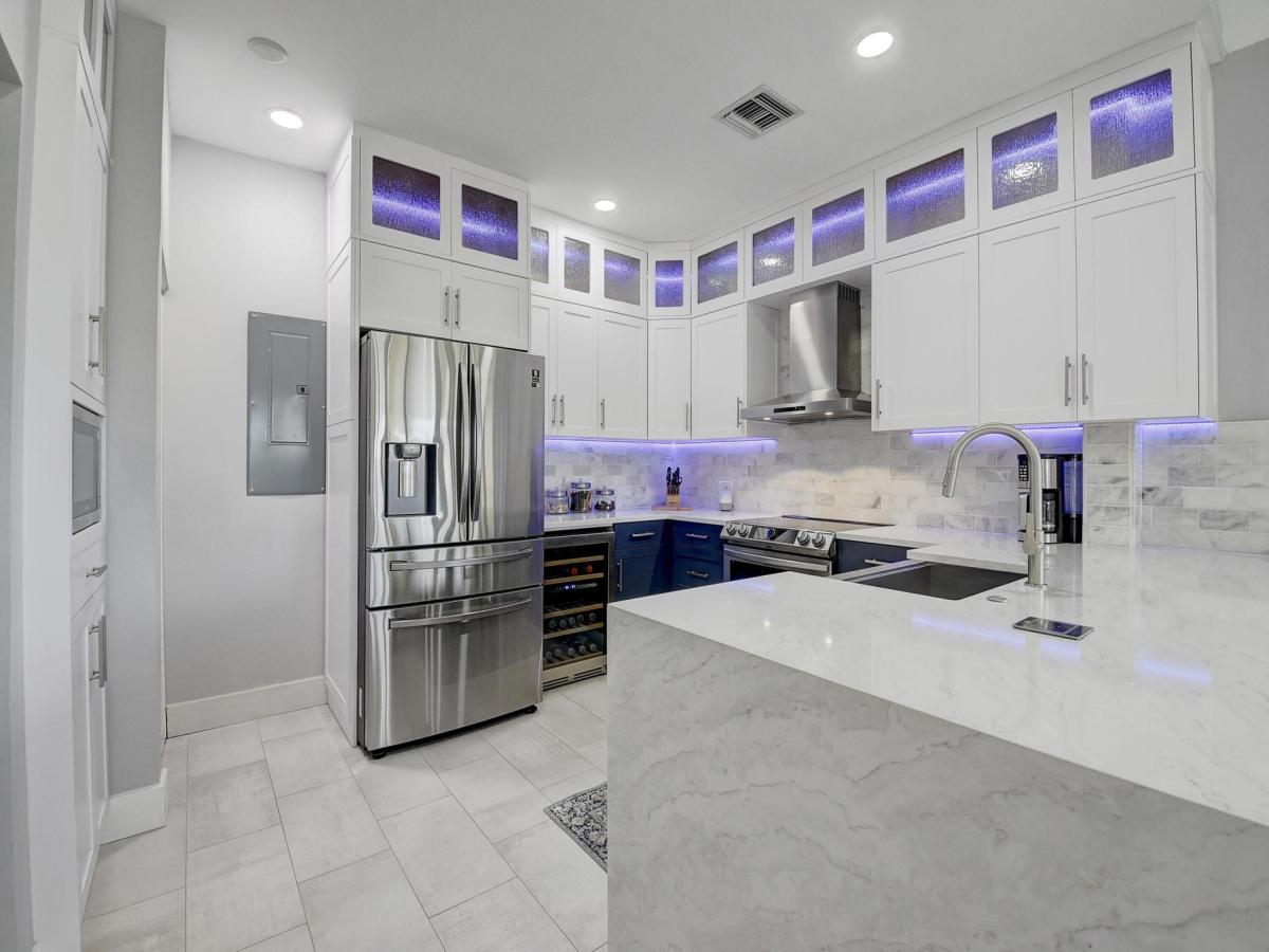 MLS #RX-11076092 image #0