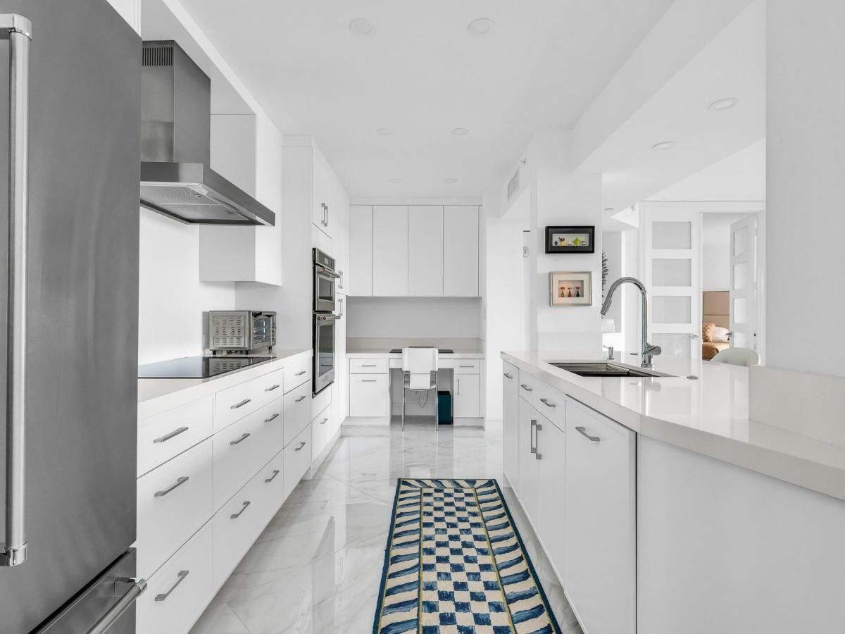 MLS #RX-11076142 image #0