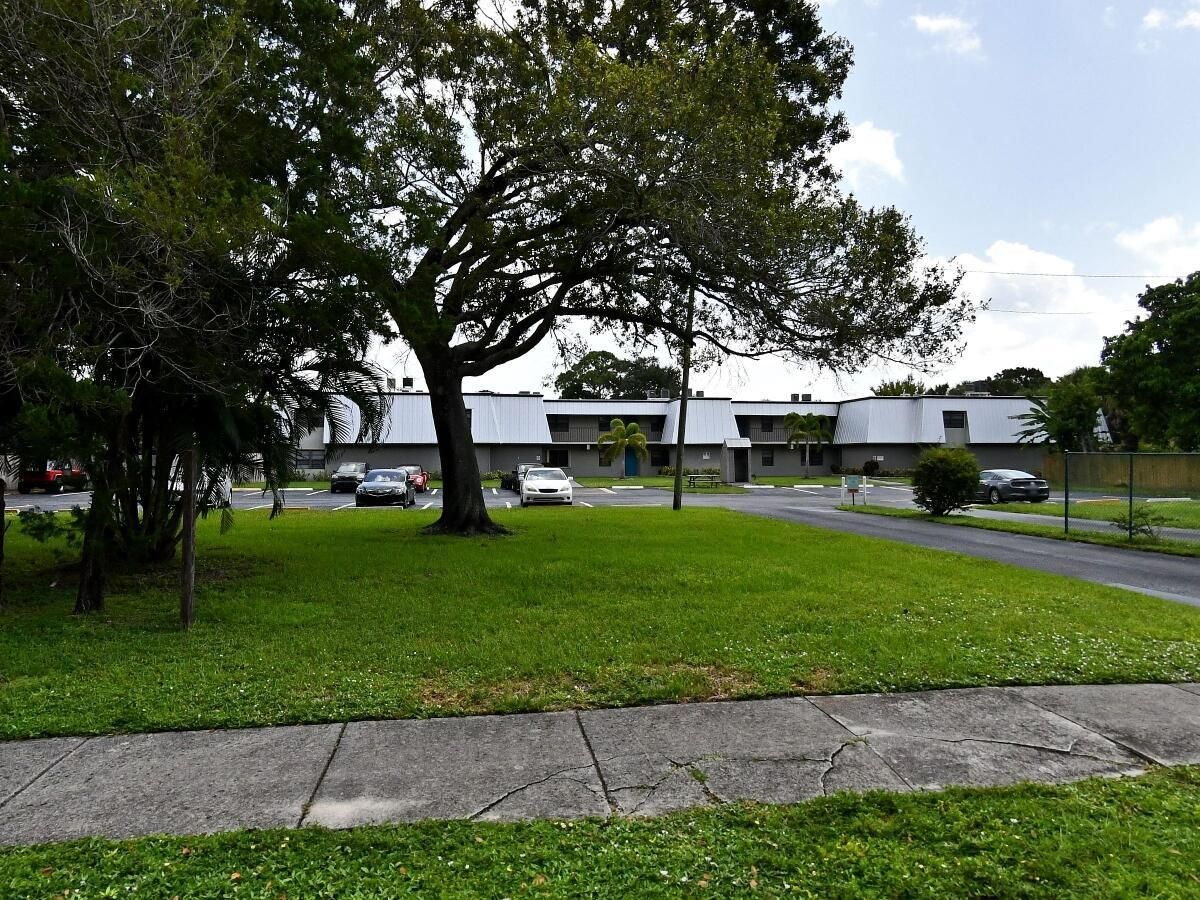 MLS #RX-11076186 image #0