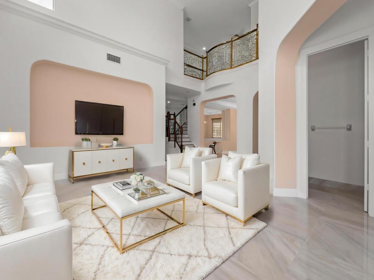 MLS #RX-11076637 image #0