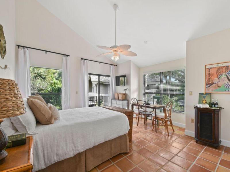 MLS #RX-11077995 image #0