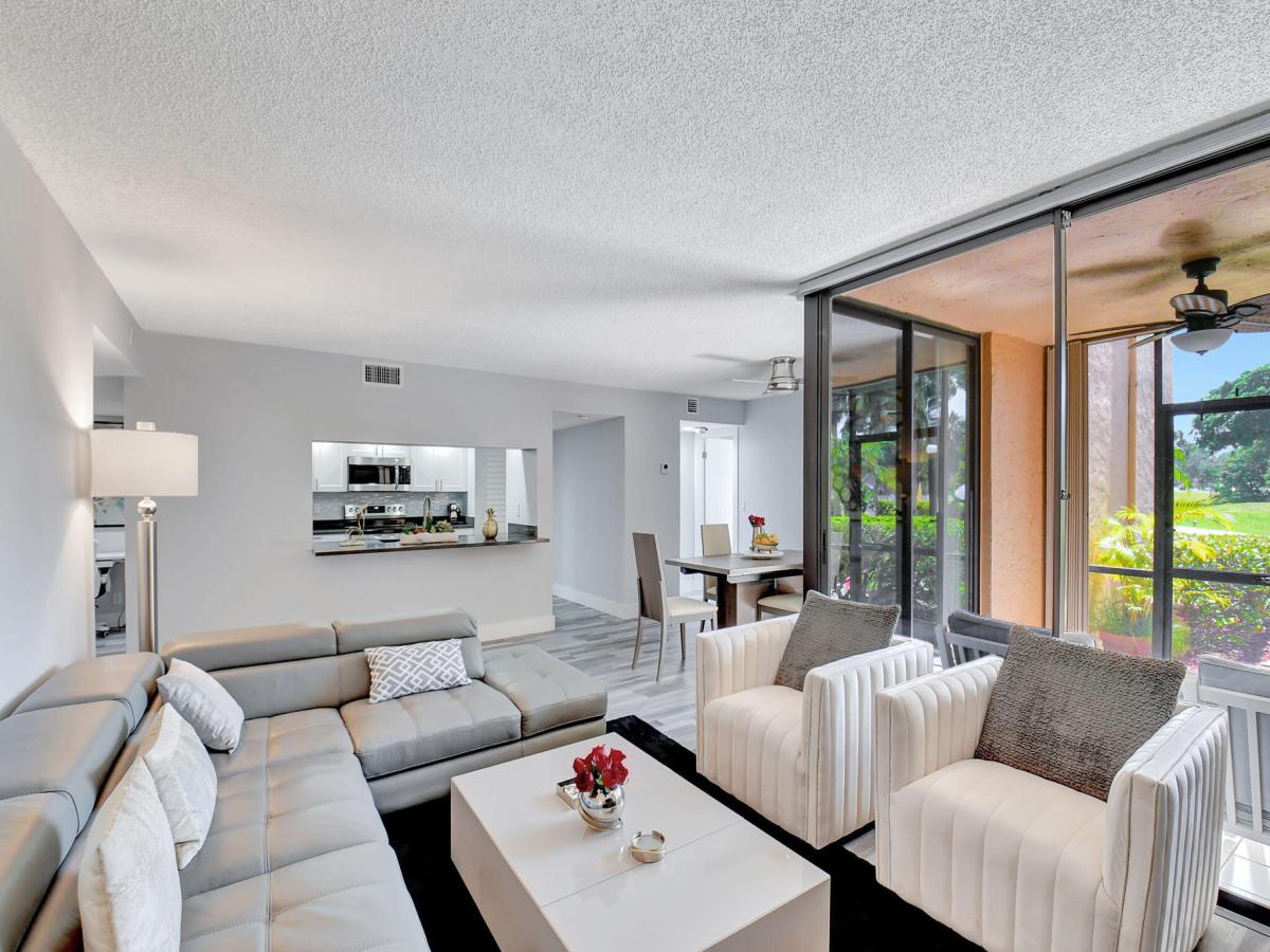 MLS #RX-11080043 image #0