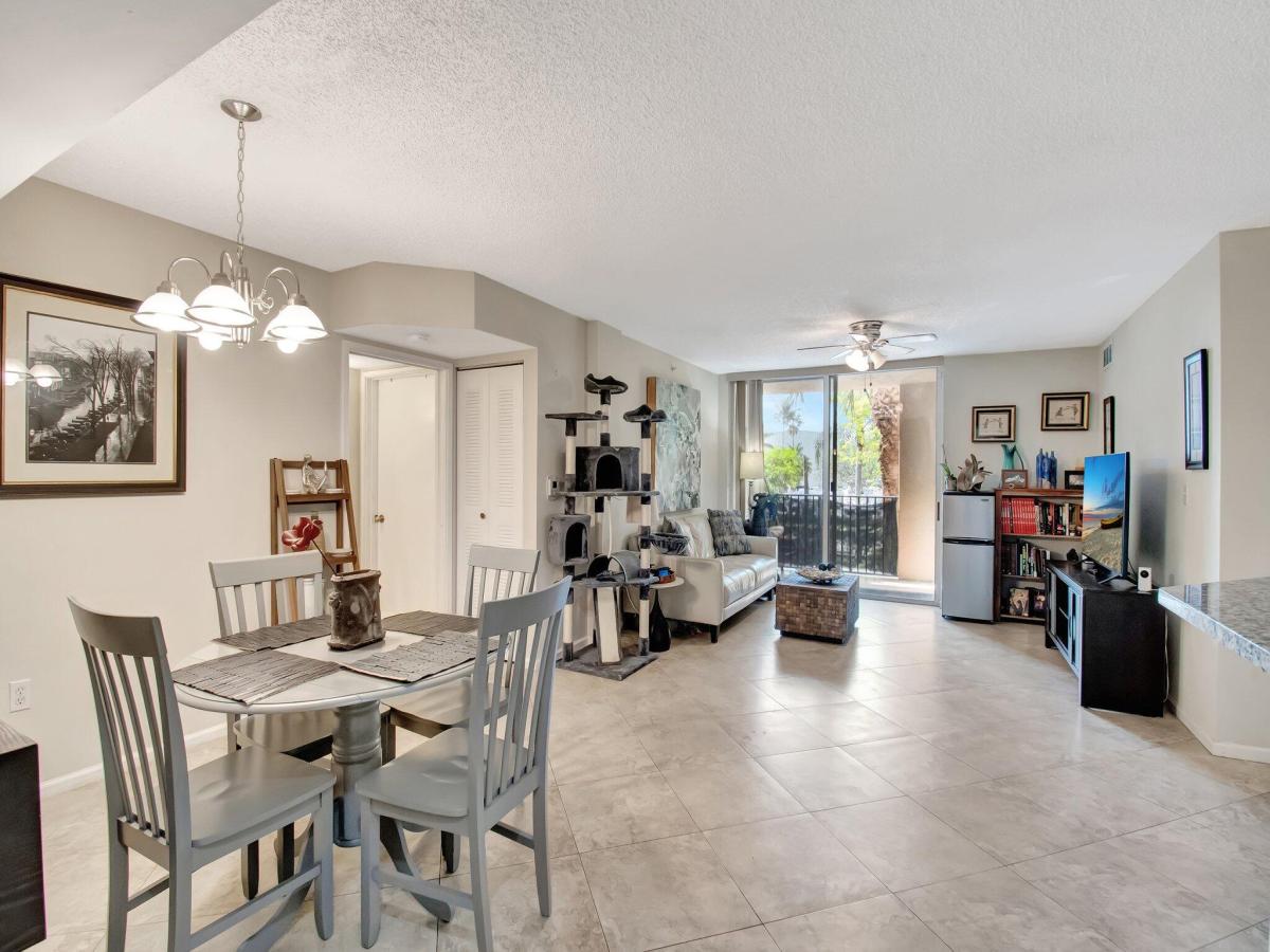 MLS #RX-11080238 image #0