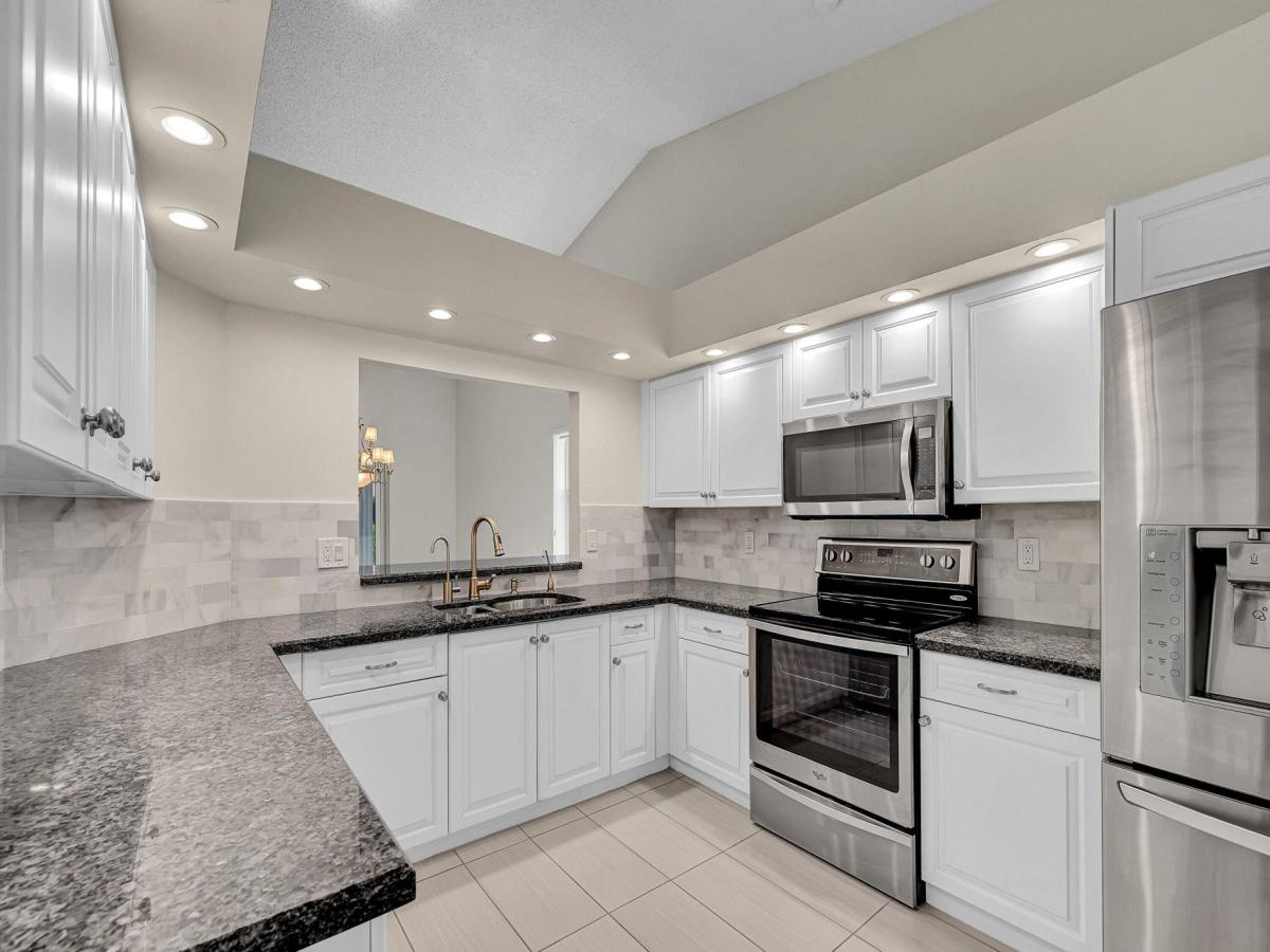 MLS #RX-11080243 image #0