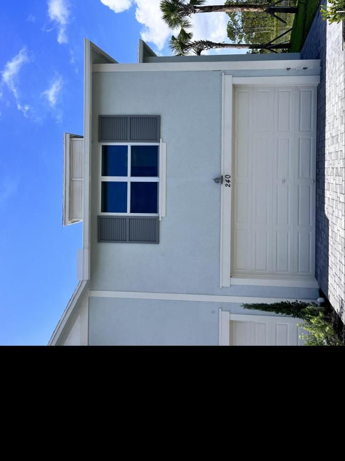 MLS #RX-11080576 image #0