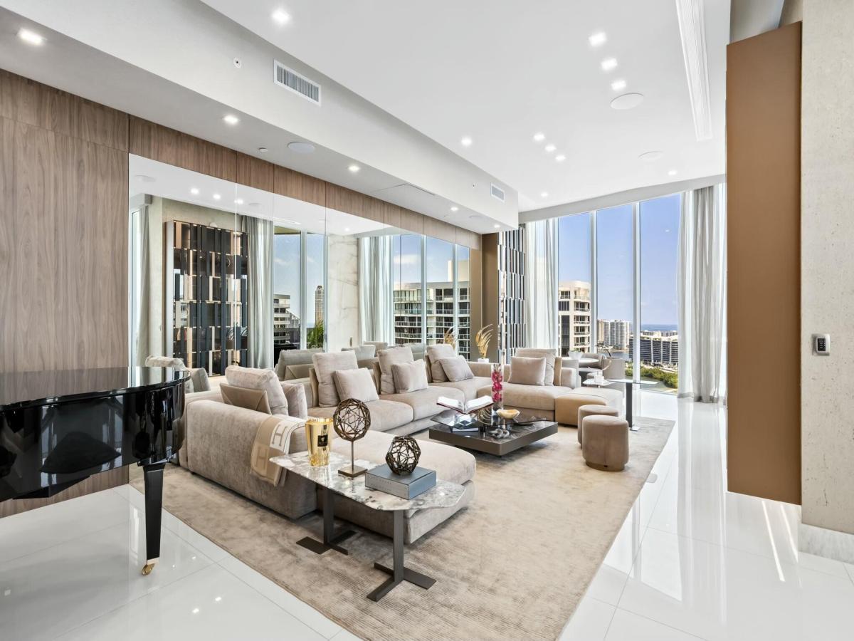 MLS #RX-11080809 image #0