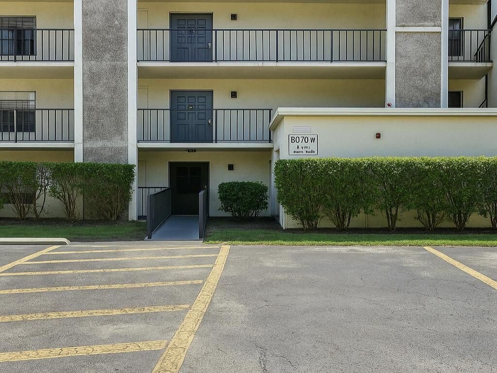 MLS #RX-11082354 image #0
