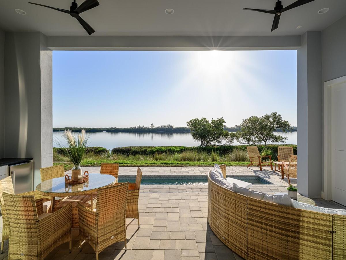 MLS #RX-11082399 image #0