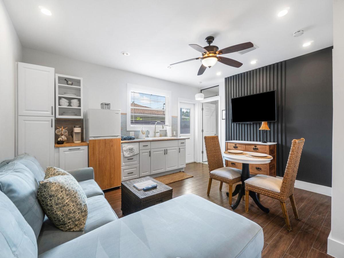 MLS #RX-11083738 image #0