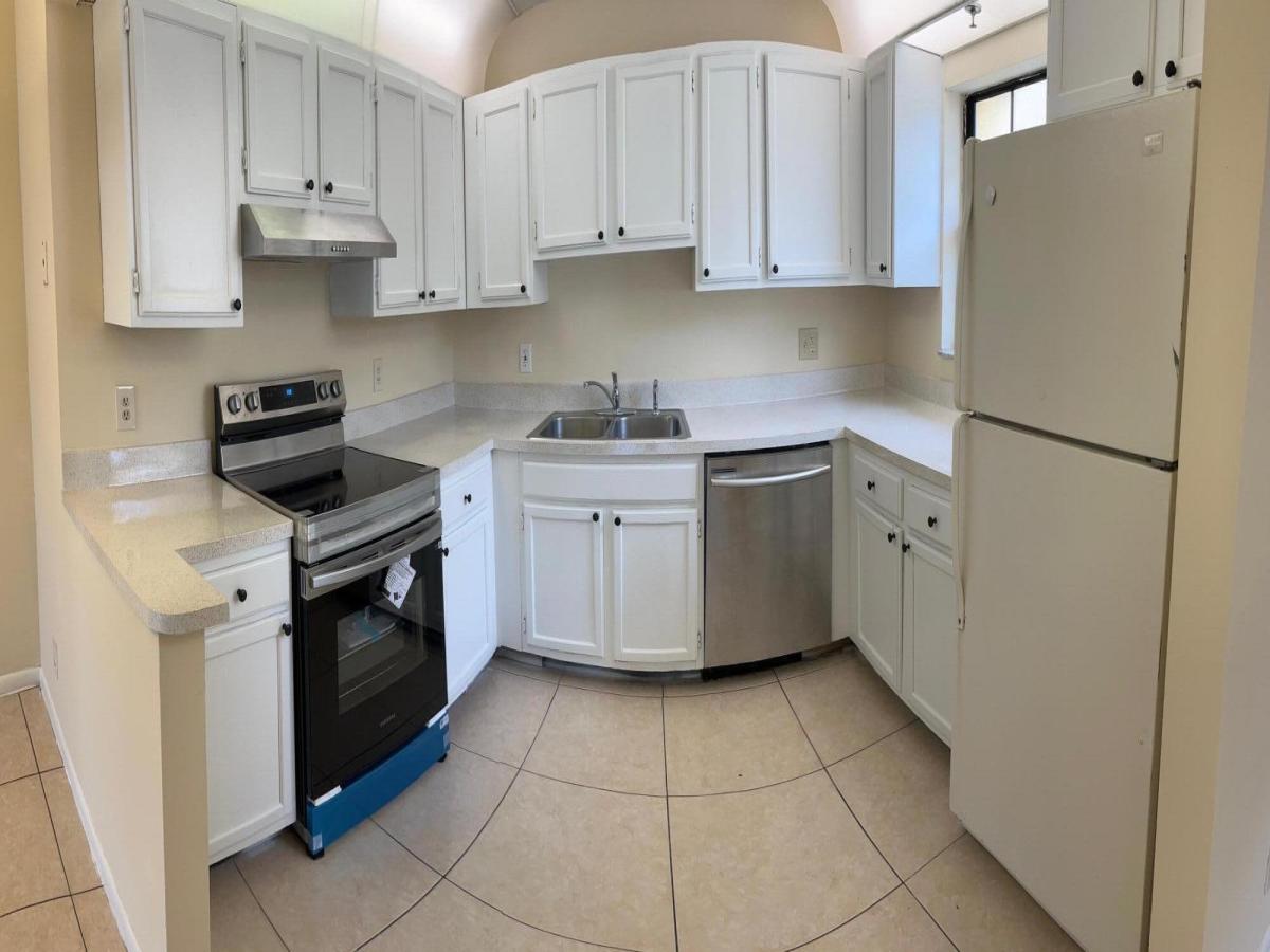 MLS #RX-11084467 image #0