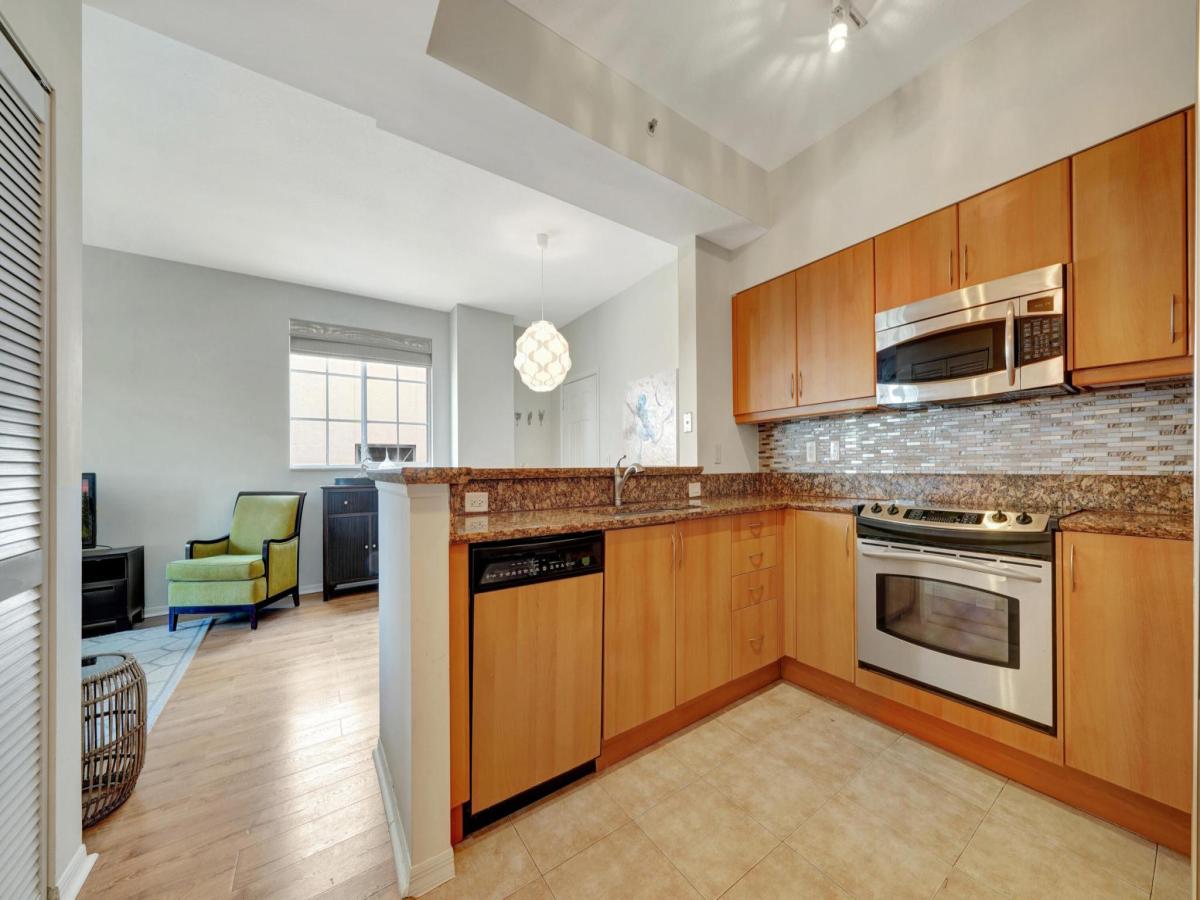 MLS #RX-11084475 image #0