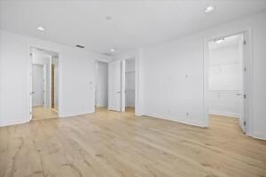 MLS #RX-11085109 image #0