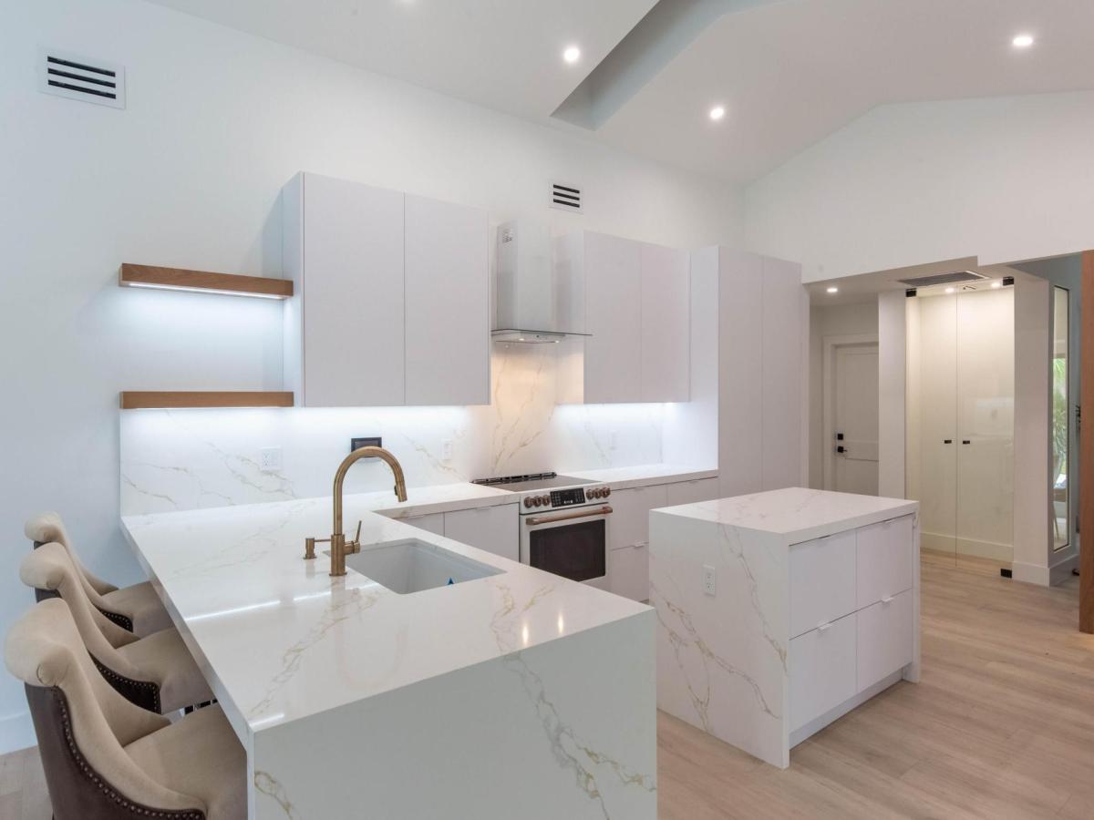 MLS #RX-11086133 image #0