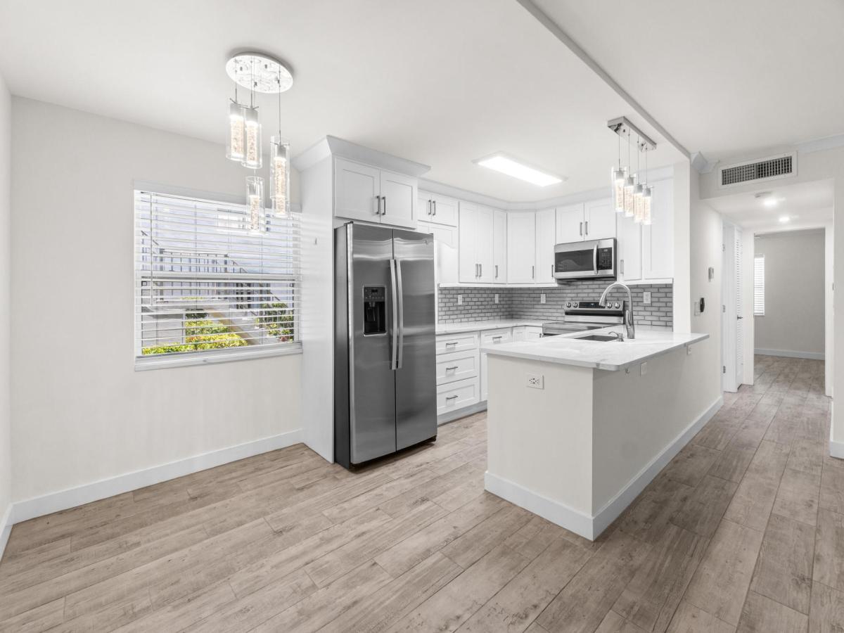 MLS #RX-11086477 image #0