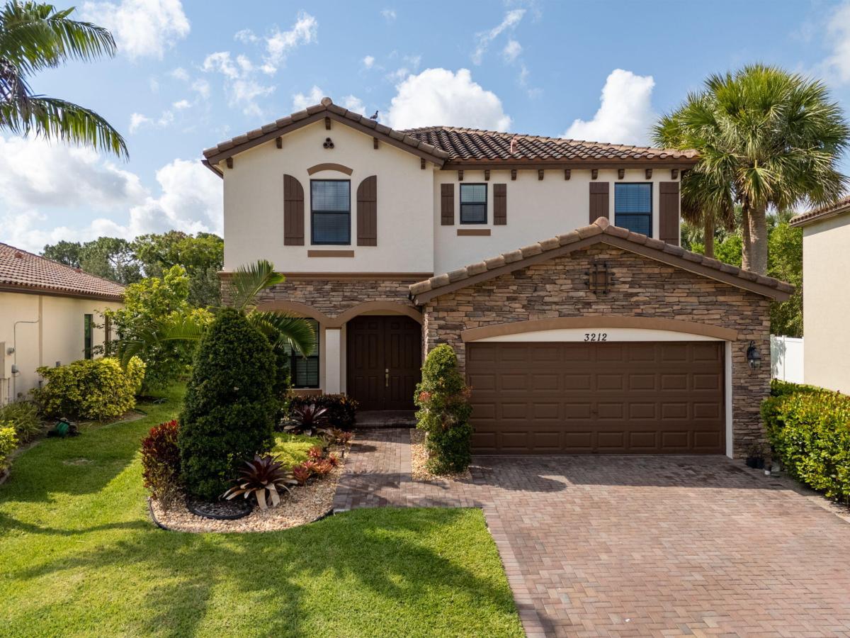 MLS #RX-11087292 image #0