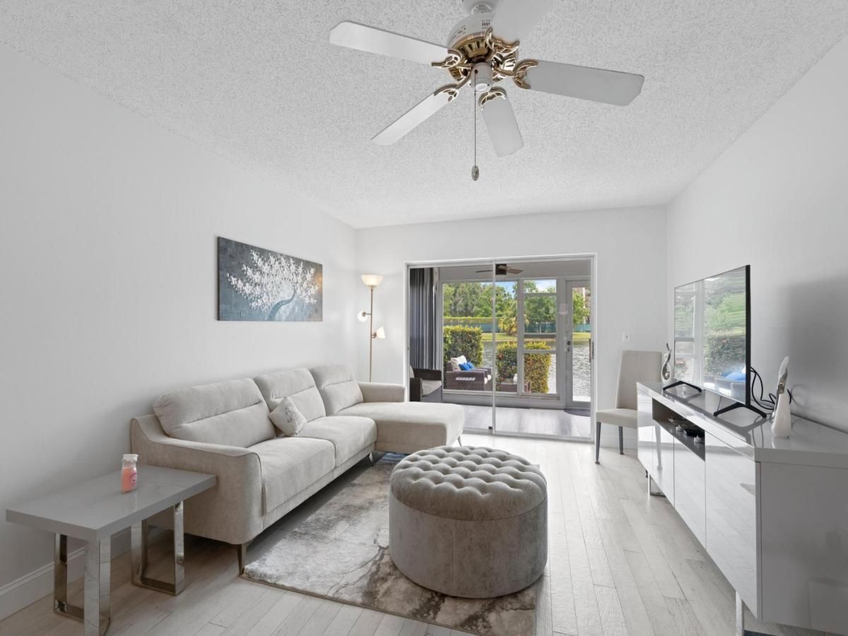 MLS #RX-11087939 image #0