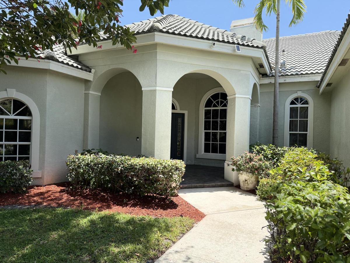 MLS #RX-11092308 image #0