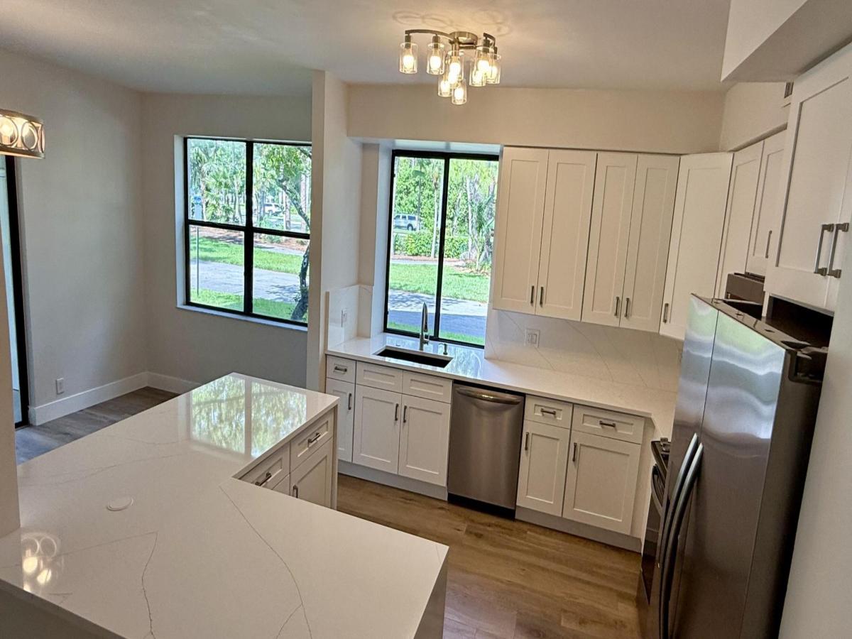 MLS #RX-11092954 image #0