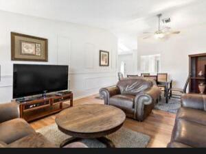 MLS #RX-11093901 image #0