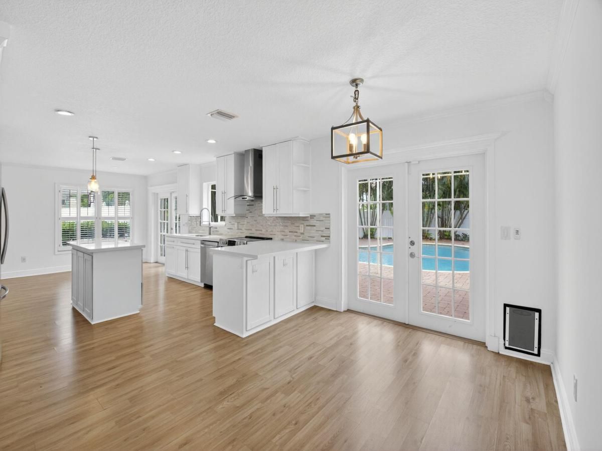 MLS #RX-11094339 image #0