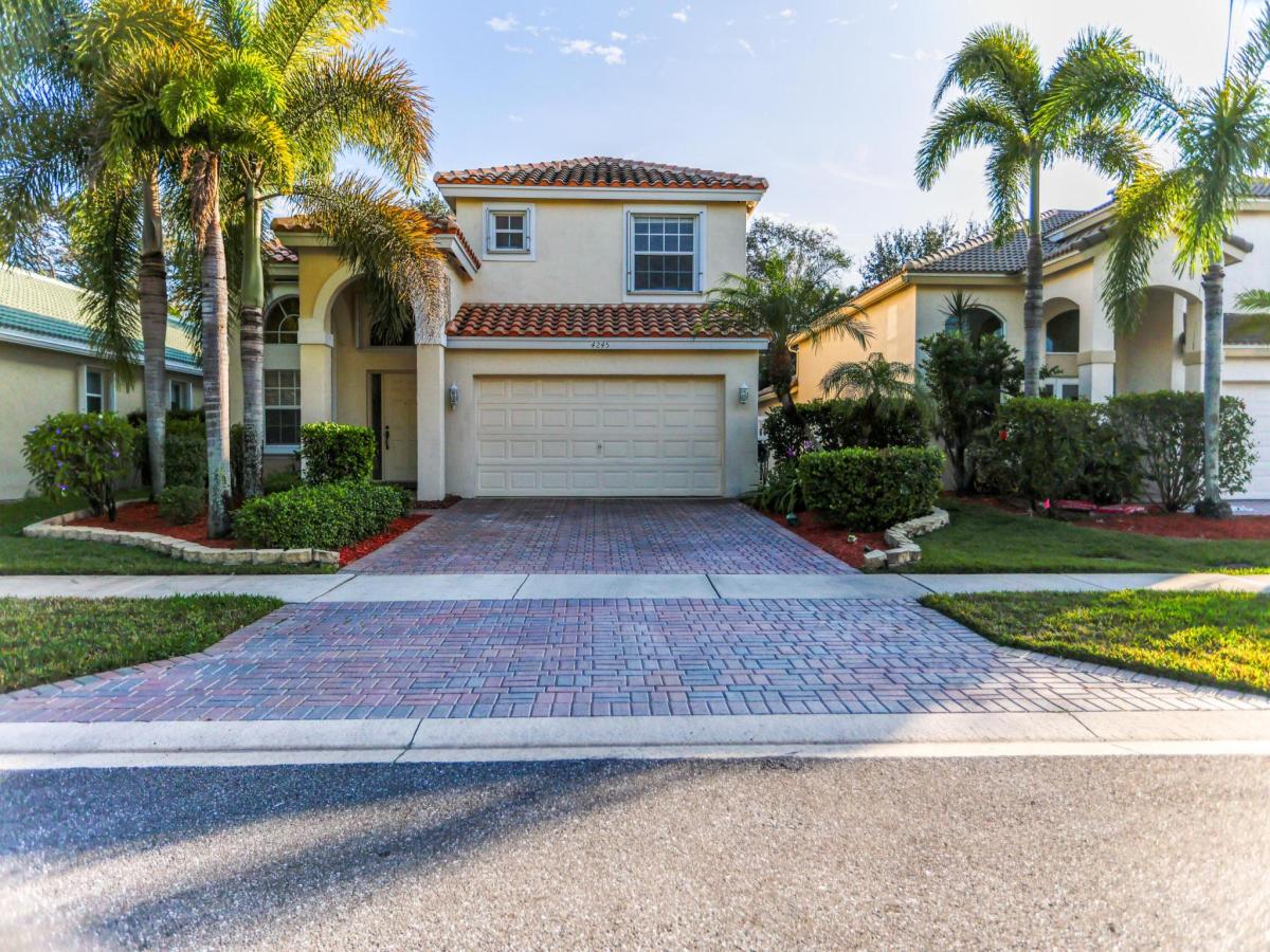 MLS #RX-11094450 image #0