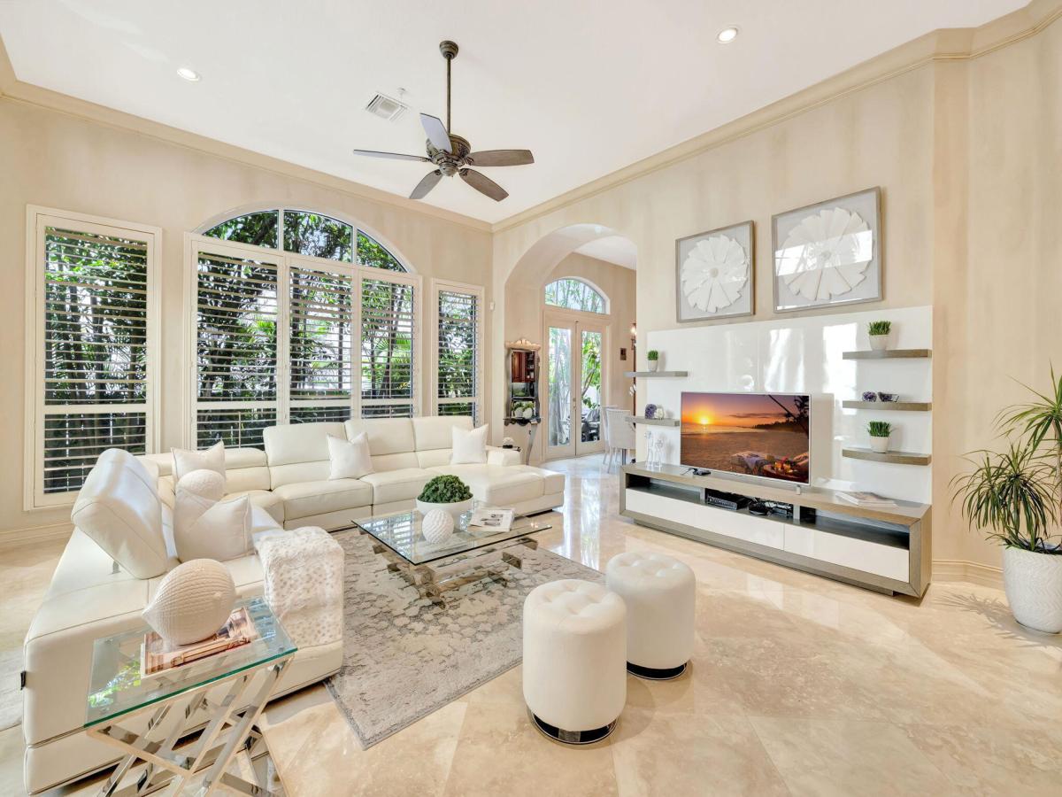 MLS #RX-11094795 image #0