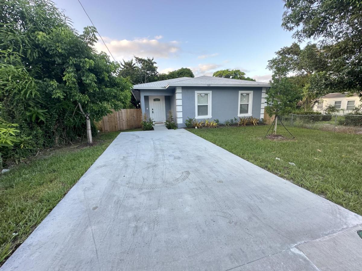 MLS #RX-11096049 image #0