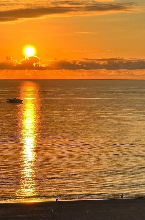 MLS #RX-11096660 image #0